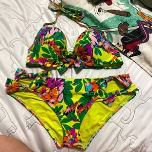 Aerie floral bikini 34D/ Large